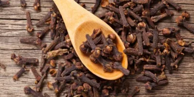 cloves_625x350_71450345224